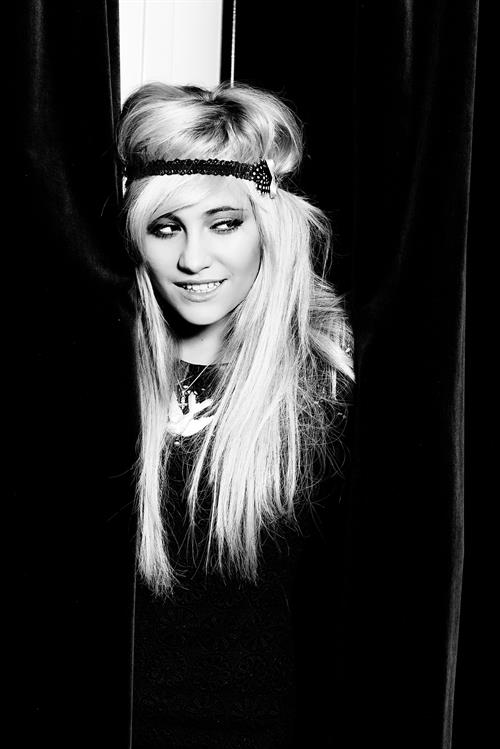 Pixie Lott William Rutten photoshoot 2010 