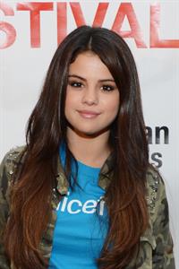 Selena Gomez - Global Citizen Festival in NYC September 29, 2012 