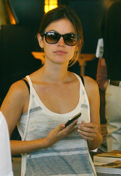 Rachel Bilson - Goes for some shopping with Hayden in L.A. (July 14, 2012)