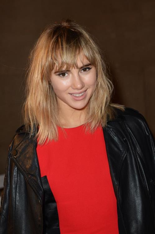 Suki Waterhouse