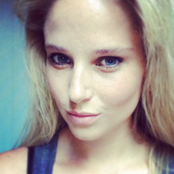 Genevieve Morton taking a selfie