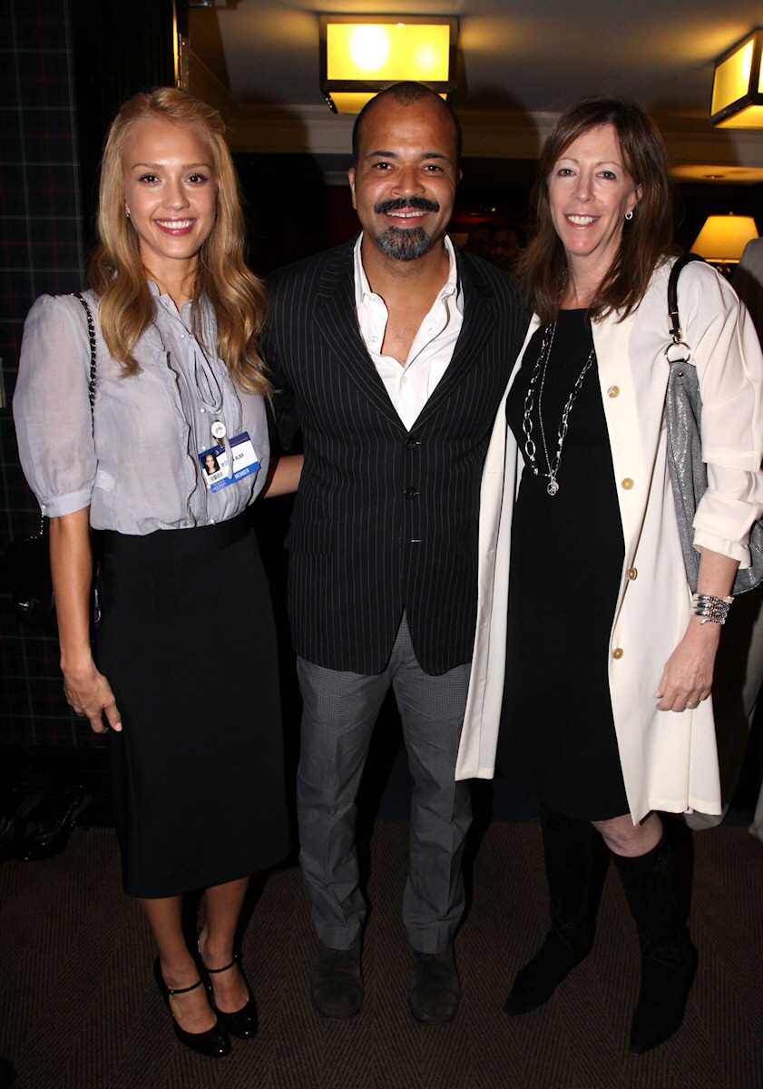 Jessica Alba taia peace foundation fundraiser 