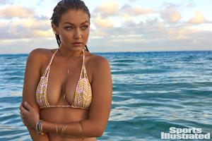 Gigi Hadid - Sports Illustrated Swimsuit 2016