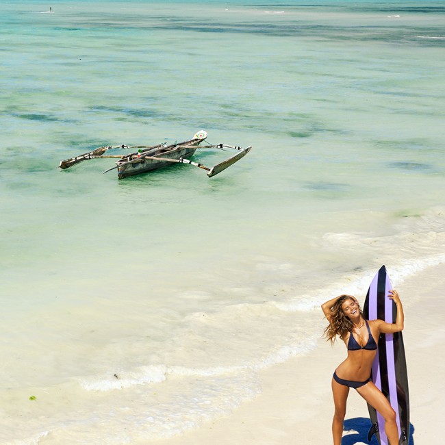 Nina Agdal - Sports Illustrated Swimsuit 2016