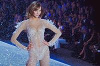 Karlie Kloss in lingerie