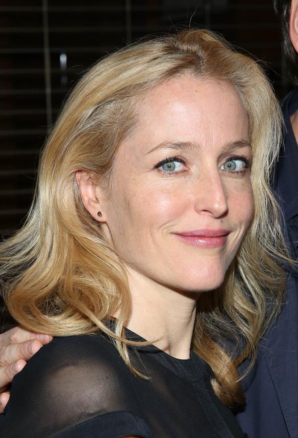 Gillian Anderson