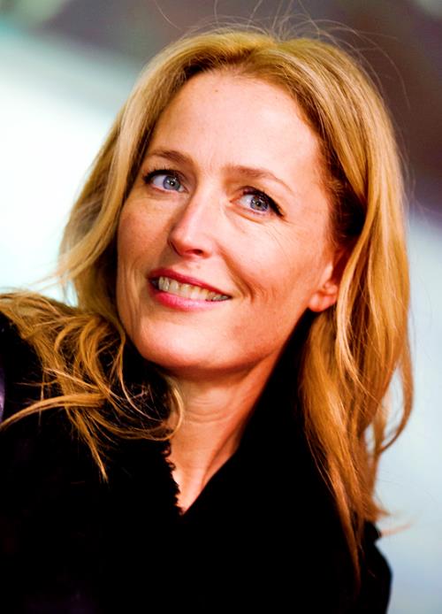 Gillian Anderson