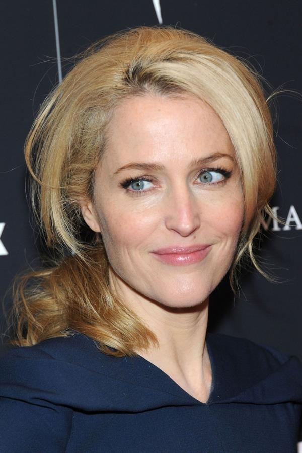 Gillian Anderson