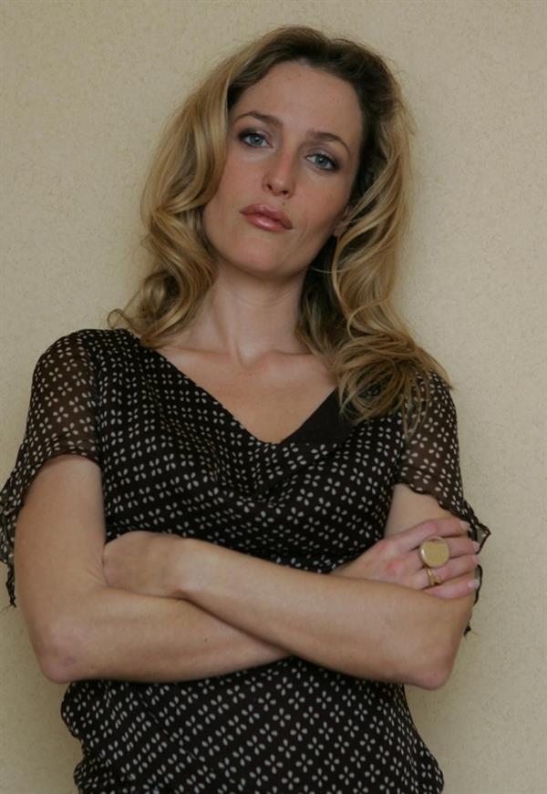 Gillian Anderson