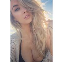 Emily Sears taking a selfie