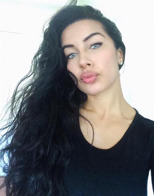 Nasia Jansen taking a selfie