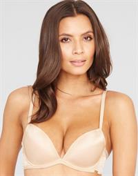 Katya Zalitko in lingerie