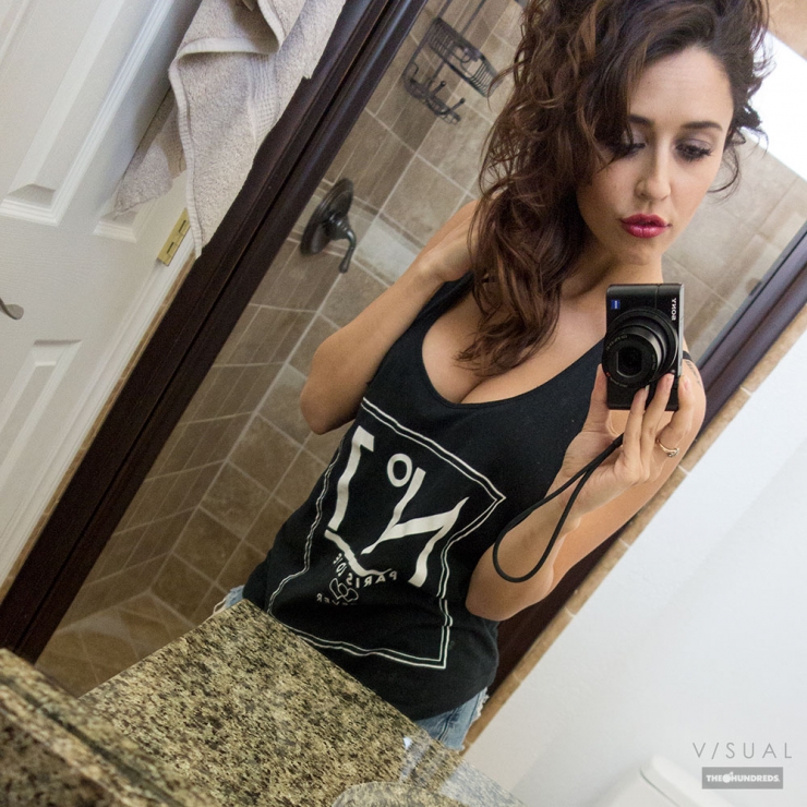 Tianna Gregory taking a selfie