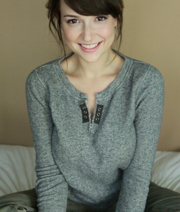 Milana Vayntrub