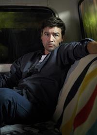 Kyle Chandler