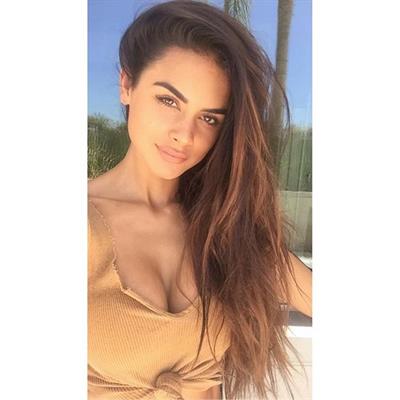 Sophia Miacova taking a selfie