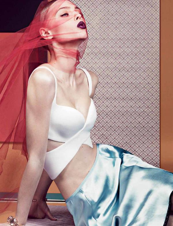 Sasha Pivovarova in lingerie
