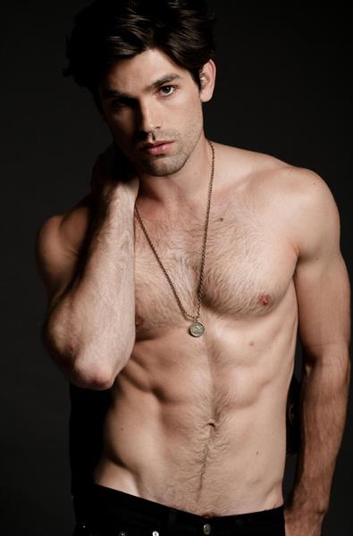 Justin Gaston