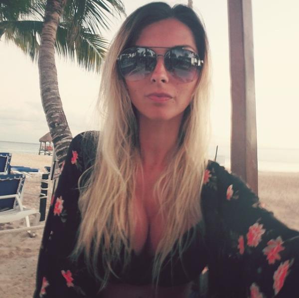 Helena C taking a selfie