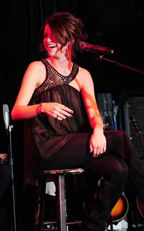 Selena Gomez trick or treat for Unicef Acoustic Concert at the Roxy October 26, 2010 