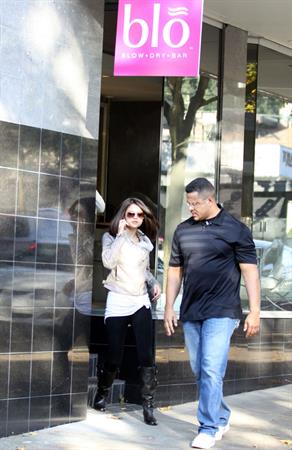 Selena Gomez gets her hair done at Blo in Vancouver on October 14, 2011