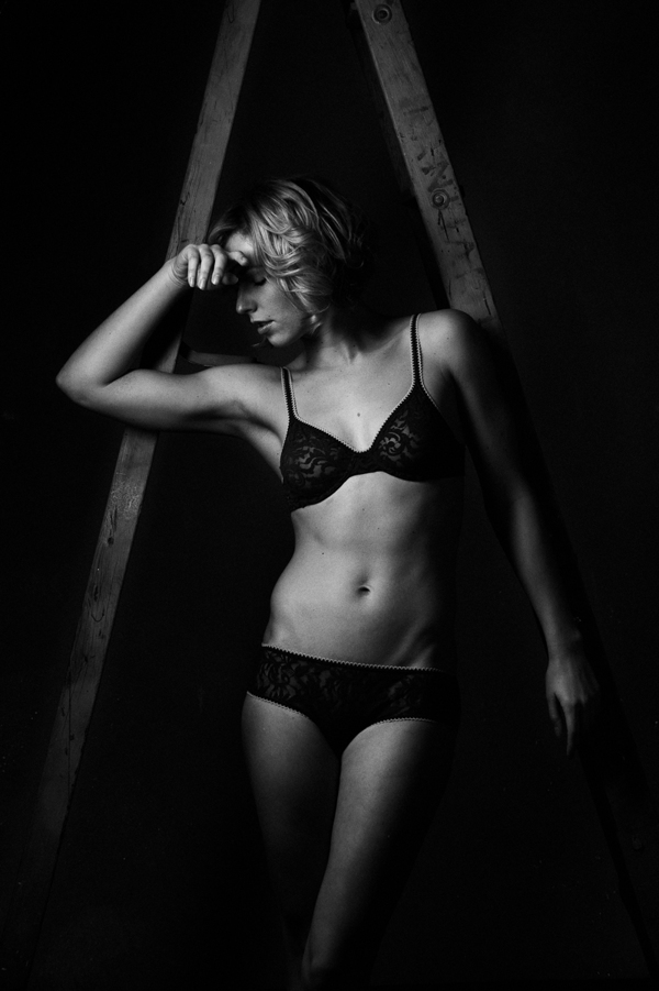 Jennifer Oleksiuk in lingerie