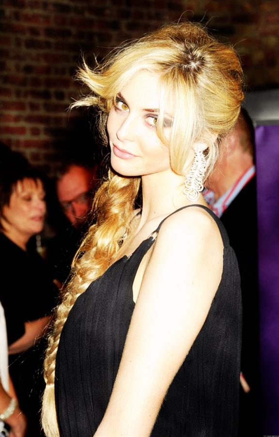 Tamsin Egerton