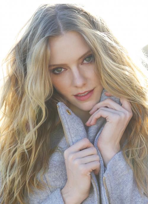 Elle Evans