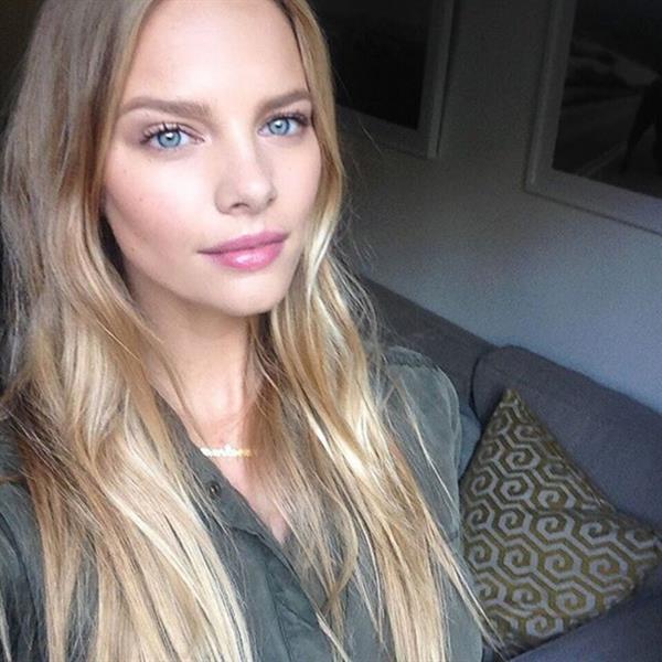 Marloes Horst taking a selfie