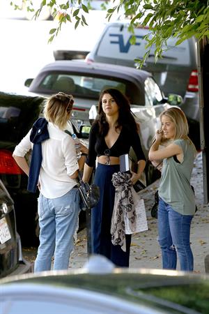 Selena Gomez makes a stop at Nine Zero One salon in West Hollywood June 11, 2014