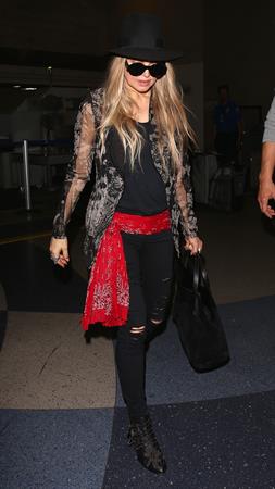 Fergie arriving at LAX, June 11, 2014