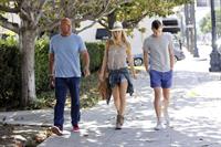 Bar Refaeli spending the afternoon with family in L.A. June 9, 2014