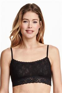 Doutzen Kroes in lingerie