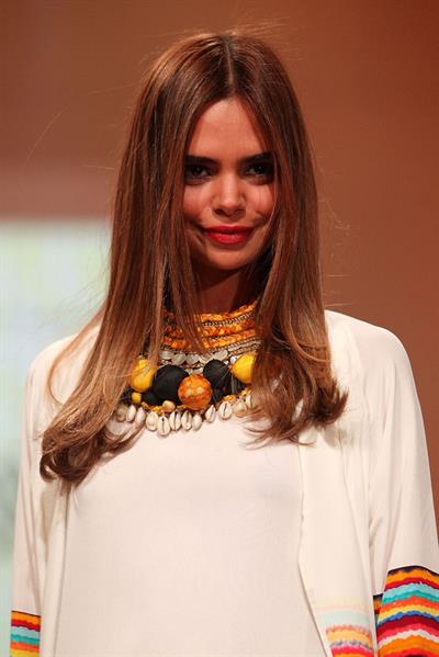 Samantha Harris (Australian Model)