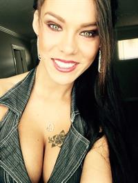 Peta Jensen taking a selfie