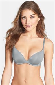 Daniela Lopez in lingerie