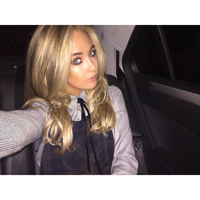 Nicola Hughes taking a selfie
