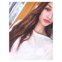 Ariane Fournier taking a selfie