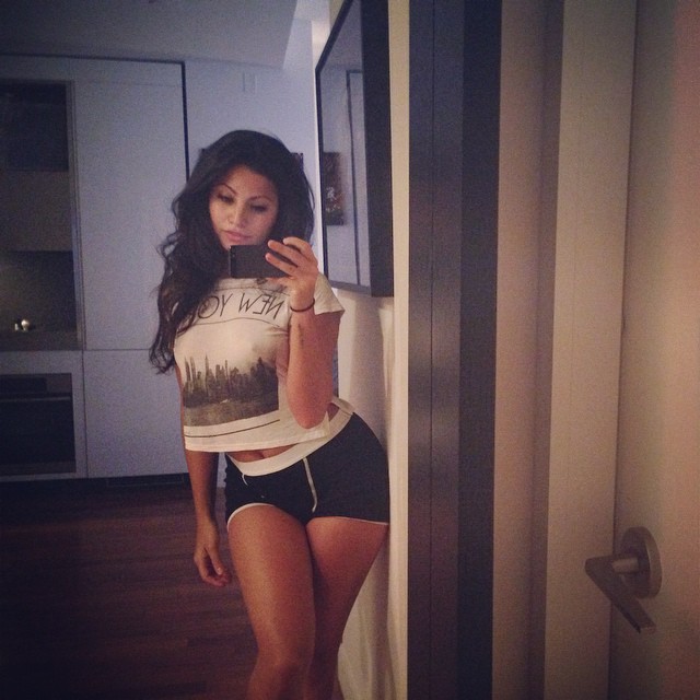 Mónica Alvarez taking a selfie