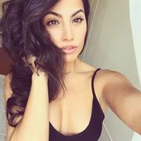 Mónica Alvarez taking a selfie