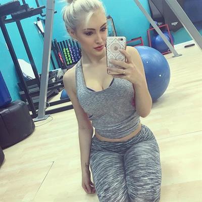 Anna Faith Carlson taking a selfie