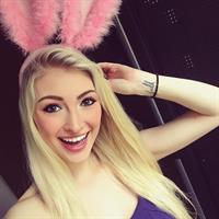 Anna Faith Carlson taking a selfie
