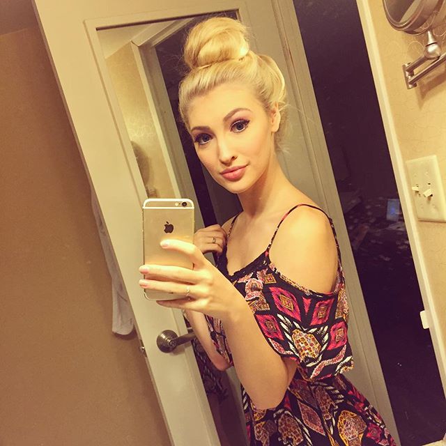 Anna Faith Carlson taking a selfie