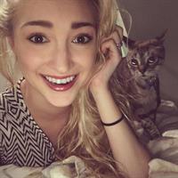 Anna Faith Carlson taking a selfie