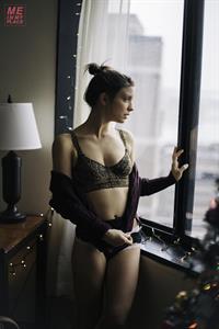 Jillian Rose Reed - Esquire Me in My Place