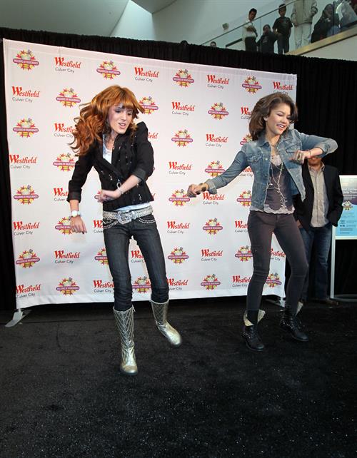 Bella Thorne and Zendaya Coleman