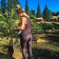 Sara Jean Underwood - ass