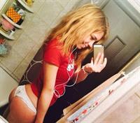 Anonymous taking a selfie and - ass