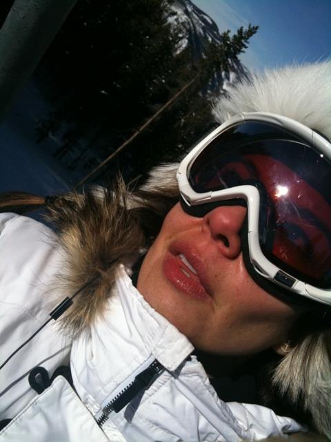 Luciana Gimenez taking a selfie