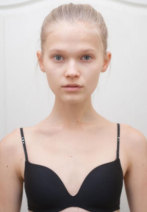 Vita Sidorkina in lingerie